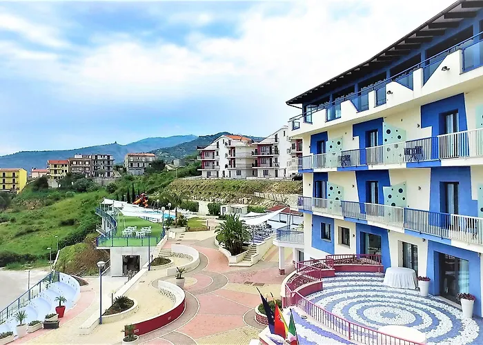 Tus'Hotel
